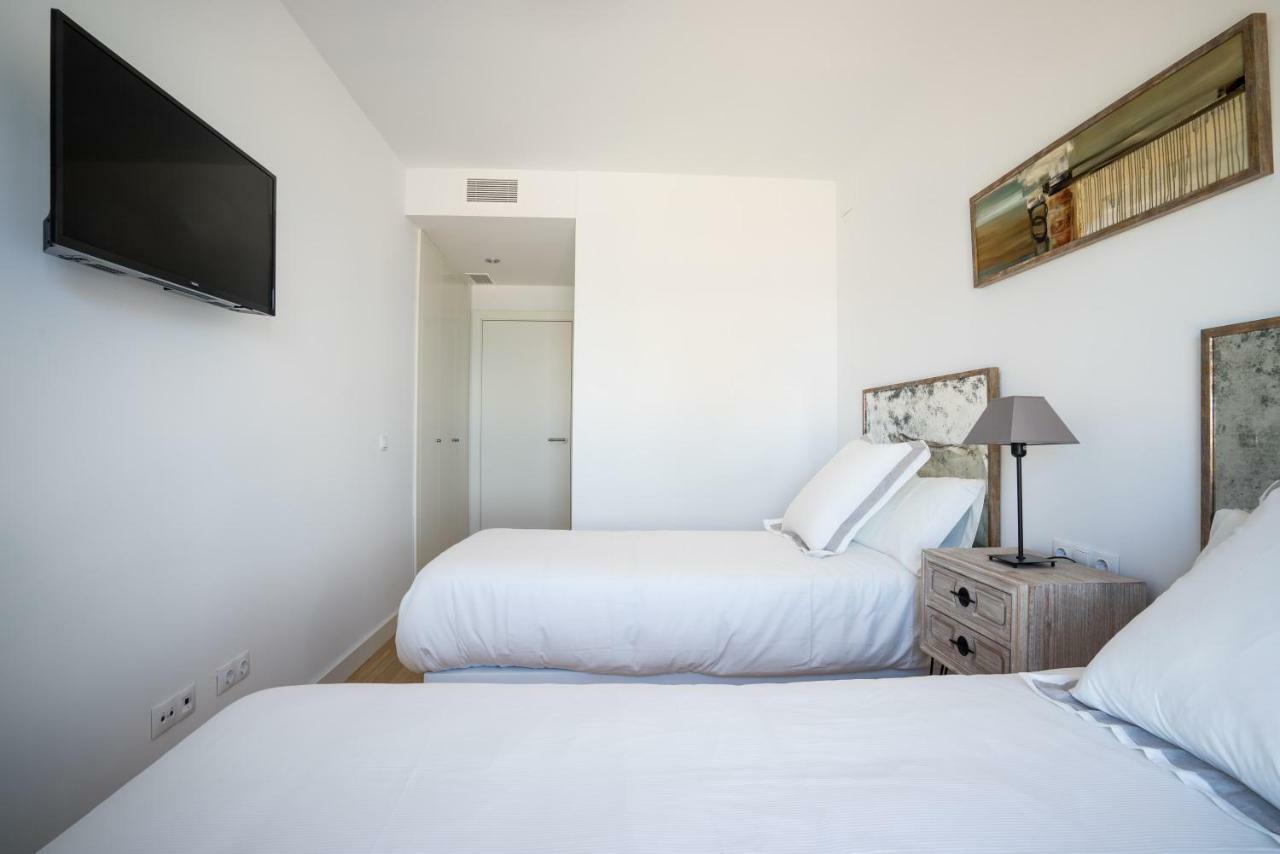 Gran Vivienda De Lujo Frente Al Mar Apartment Malaga Bagian luar foto