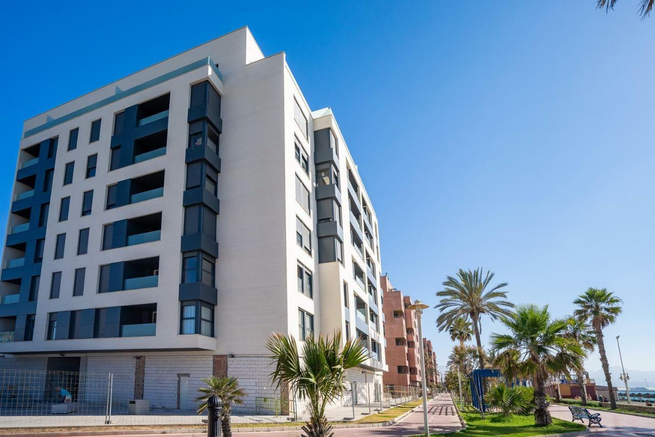 Gran Vivienda De Lujo Frente Al Mar Apartment Malaga Bagian luar foto