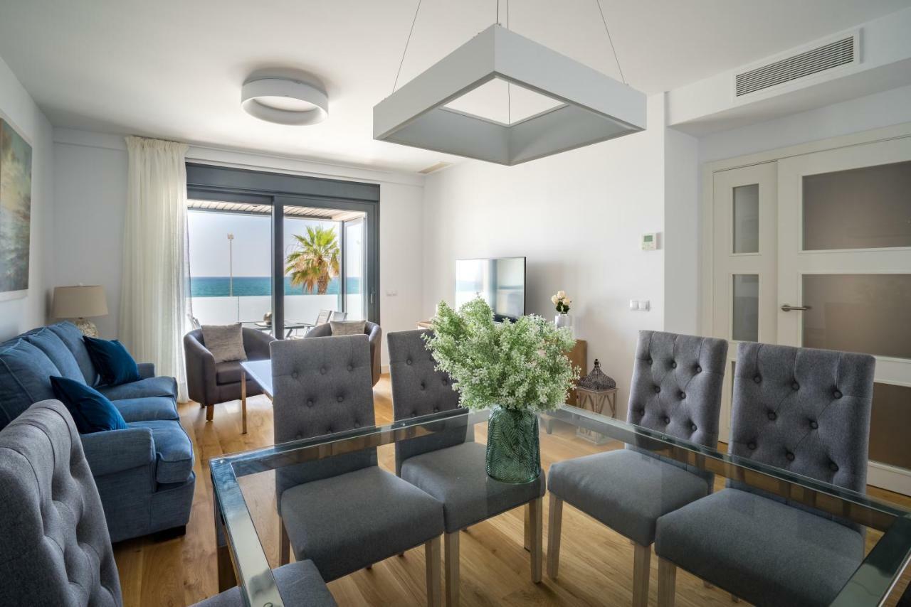 Gran Vivienda De Lujo Frente Al Mar Apartment Malaga Bagian luar foto